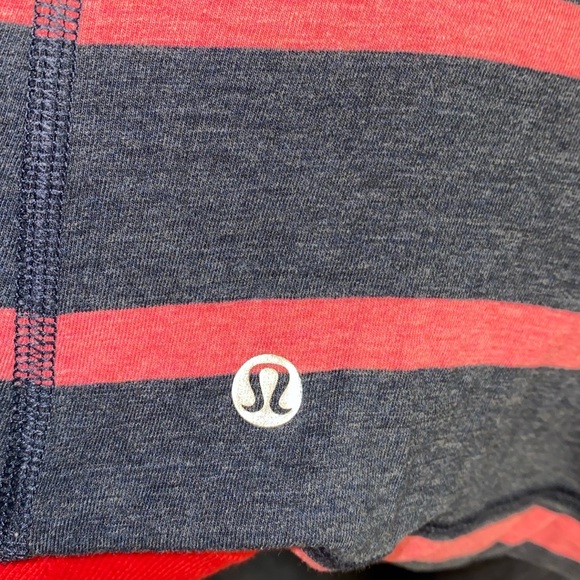 Lululemon Men’s Tee Shirt - Picture 4 of 4